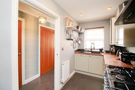 3 bedroom Town house for sale in Sandford Road, Syston, LE7