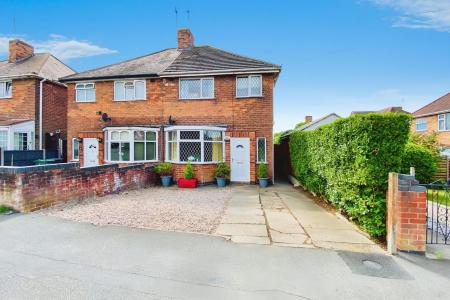 3 bedroom Semi-detached house for sale in Sandiacre Drive, Thurmaston, LE4