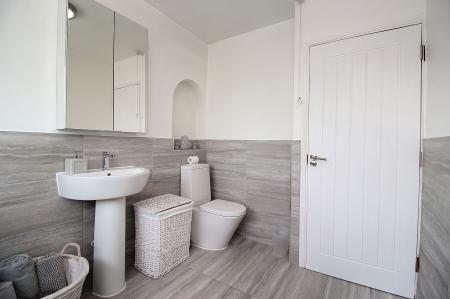 3 bedroom Semi-detached house for sale in Sandiacre Drive, Thurmaston, LE4