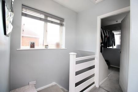 3 bedroom Semi-detached house for sale in Sandiacre Drive, Thurmaston, LE4