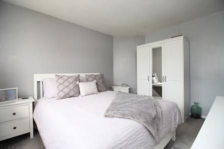 3 bedroom Semi-detached house for sale in Sandiacre Drive, Thurmaston, LE4