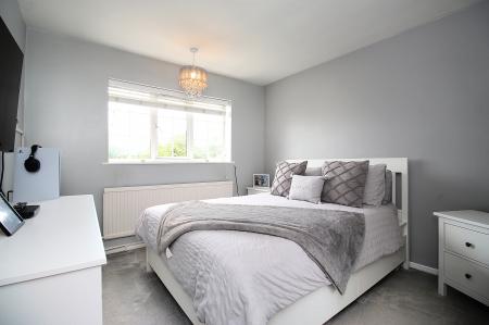 3 bedroom Semi-detached house for sale in Sandiacre Drive, Thurmaston, LE4