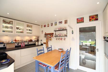 2 bedroom Terraced House for sale in Southfield Avenue, Syston, LE7