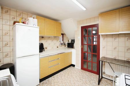 3 bedroom End of terrace house for sale in Springdale Road, Thurmaston, LE4