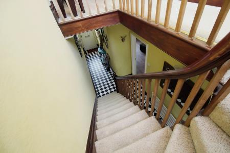 3 bedroom Terraced House for sale in St Peters Street, Syston, LE7