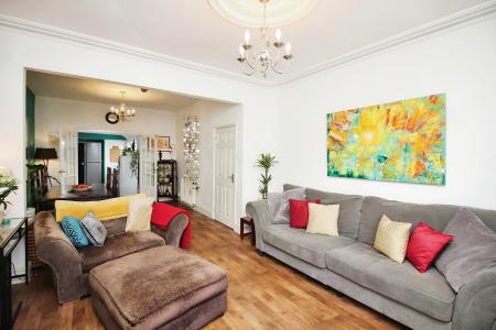 3 bedroom Terraced House for sale in St Peters Street, Syston, LE7