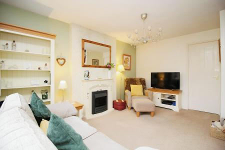 2 bedroom Semi-detached house for sale in St. Columba Way, Syston, LE7