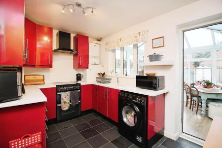 2 bedroom Semi-detached house for sale in St. Columba Way, Syston, LE7