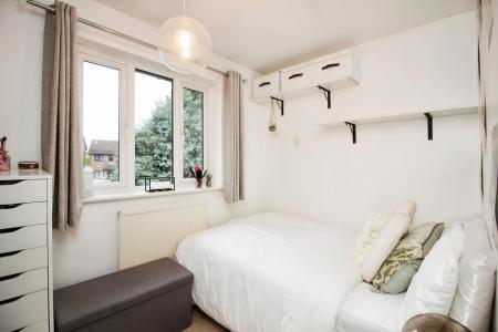 2 bedroom Semi-detached house for sale in St. Columba Way, Syston, LE7