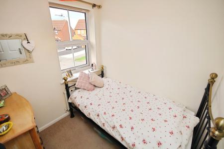 3 bedroom Semi-detached house for sale in Swallow Drive, Syston, LE7