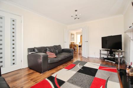 5 bedroom Semi-detached house for sale in The Meadows, East Goscote, LE7