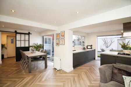 4 bedroom Detached house for sale in The Meadows, East Goscote, LE7