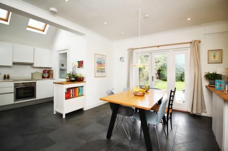 4 bedroom Detached house for sale in The Meadway, Syston, LE7