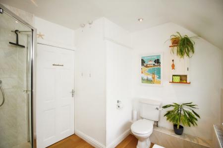 4 bedroom Detached house for sale in The Meadway, Syston, LE7