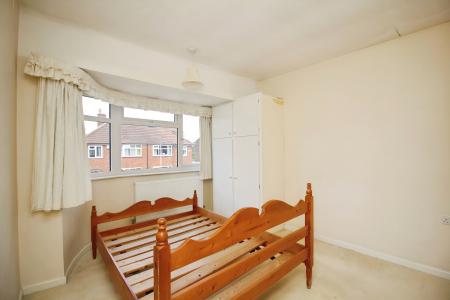 4 bedroom Semi-detached house for sale in Extended Family Home - The Ringway, Queniborough, LE7