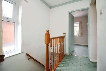 4 bedroom Semi-detached house for sale in Extended Family Home - The Ringway, Queniborough, LE7