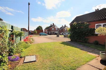 3 bedroom Detached bungalow for sale in The Roundway, Thurmaston, LE4