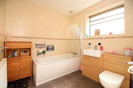 3 bedroom Detached bungalow for sale in The Roundway, Thurmaston, LE4