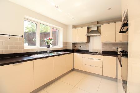 5 bedroom Detached house for sale in Thornborough Way, Hamilton