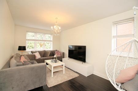 5 bedroom Detached house for sale in Thornborough Way, Hamilton