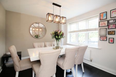 5 bedroom Detached house for sale in Thornborough Way, Hamilton