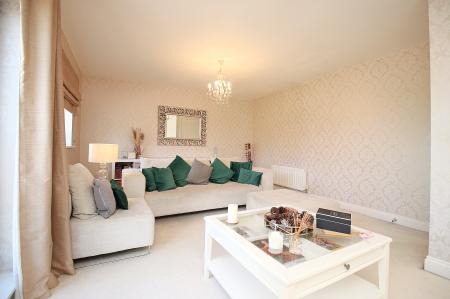 5 bedroom Detached house for sale in Thornborough Way, Hamilton