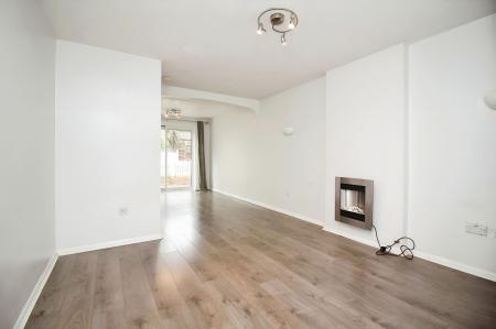 3 bedroom Semi-detached house for sale in Thorpe Field Drive, Thurmaston, LE4