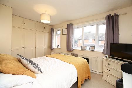 3 bedroom Semi-detached house for sale in Thorpe Field Drive, Thurmaston, LE4