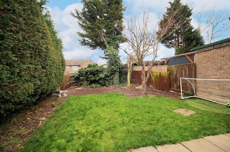 3 bedroom Semi-detached house for sale in Thorpe Field Drive, Thurmaston, LE4