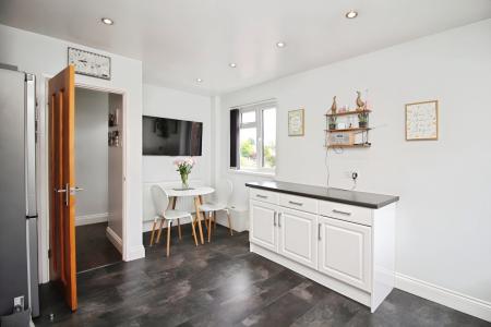 2 bedroom Semi-detached bungalow for sale in University Close, Syston, LE7