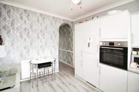 2 bedroom Semi-detached bungalow for sale in Watchcrete Avenue, Queniborough, LE7