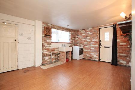 2 bedroom Semi-detached bungalow for sale in Watchcrete Avenue, Queniborough, LE7