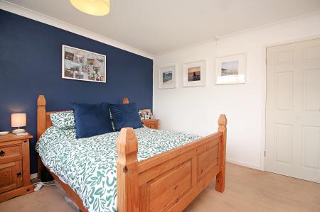 2 bedroom Semi-detached house for sale in Wayfarer Drive, East Goscote, LE7