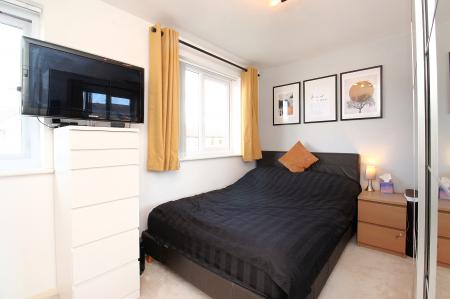 3 bedroom Semi-detached house for sale in Willow Walk, Syston, LE7