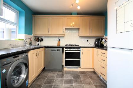 3 bedroom End of terrace house for sale in Willowbrook Way, Rearsby, LE7 4YW