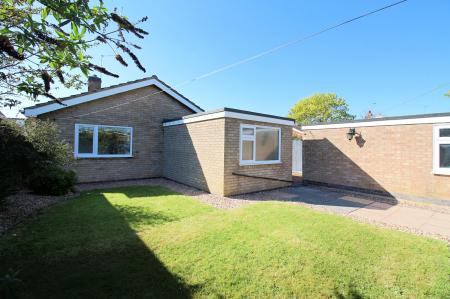 2 bedroom Detached bungalow for sale in Yeomans Dale, East Goscote, LE7