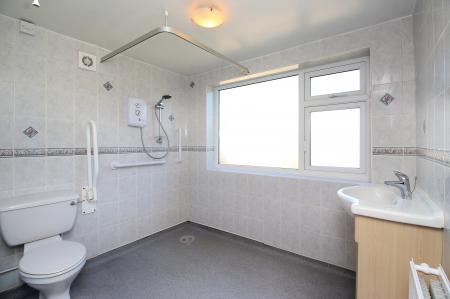 2 bedroom Detached bungalow for sale in Yeomans Dale, East Goscote, LE7