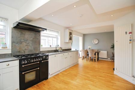 3 bedroom Semi-detached house for sale in Barrow Crescent, Gaddesby, LE7