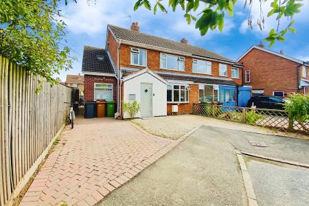 Barrow Crescent, Gaddesby, LE7