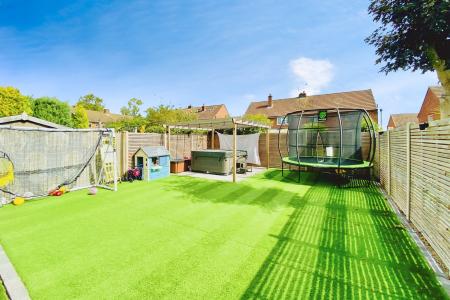 3 bedroom Semi-detached house for sale in Barrow Crescent, Gaddesby, LE7