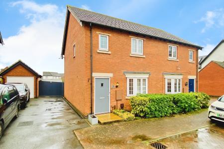 Hallaton Drive, Syston, LE7