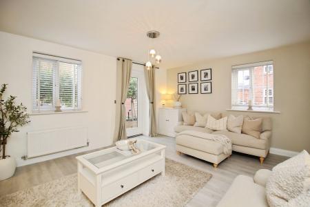 3 bedroom Semi-detached house for sale in Linacre Crescent, Syston, LE7