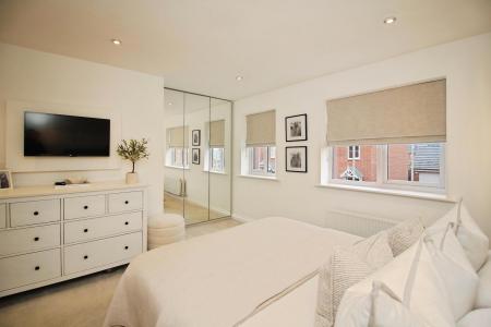 3 bedroom Semi-detached house for sale in Linacre Crescent, Syston, LE7