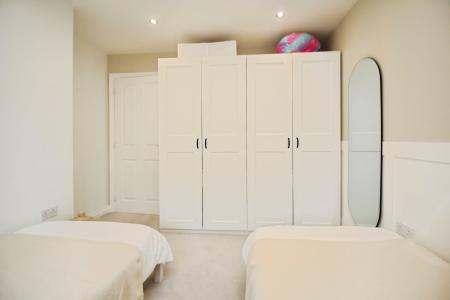 3 bedroom Semi-detached house for sale in Linacre Crescent, Syston, LE7