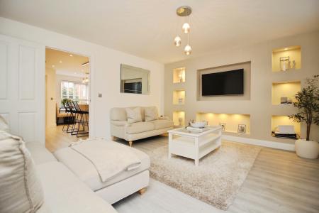 3 bedroom Semi-detached house for sale in Linacre Crescent, Syston, LE7