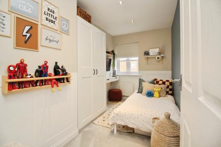 3 bedroom Semi-detached house for sale in Linacre Crescent, Syston, LE7