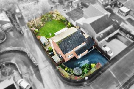 3 bedroom Detached house for sale in St Hildas Close, Syston, LE7