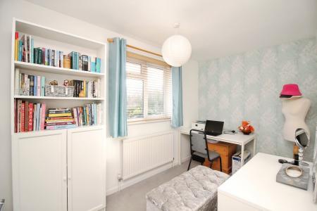 3 bedroom Detached house for sale in St Hildas Close, Syston, LE7