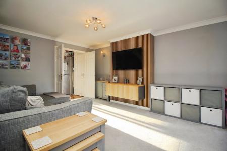 2 bedroom Semi-detached house for sale in Dalley Close, Syston, LE7