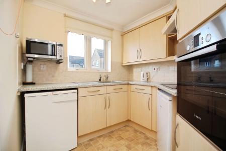 1 bedroom Flat for sale in Forge Court, Syston, LE7